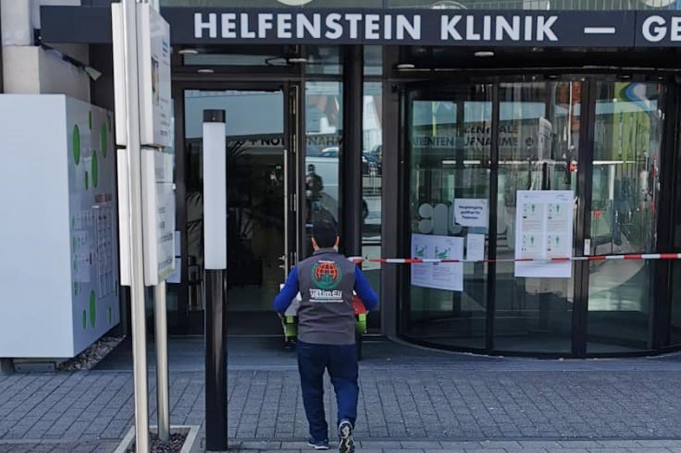 Coronavirusle mücadele eden sağlık personeline yemek ikramı